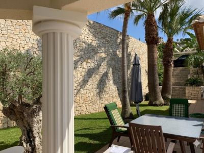 rrivate Villa mit Meerblick in Denia mieten